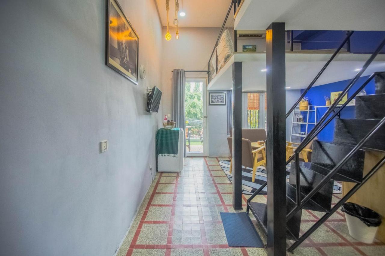 The Artist Residence Phnom Penh Exteriör bild